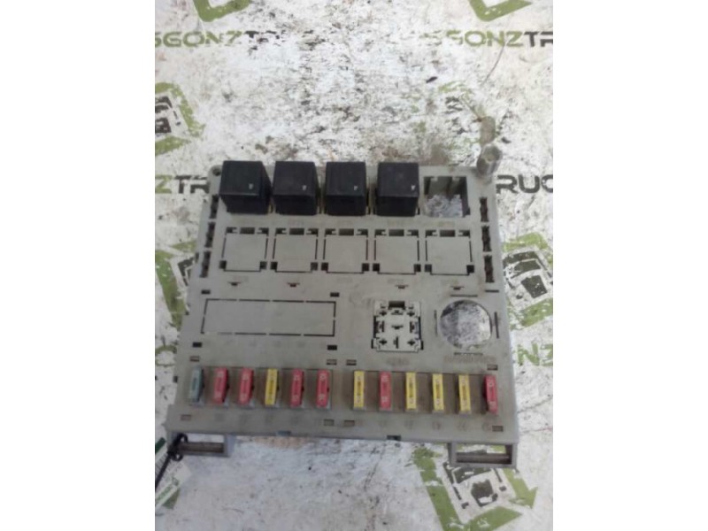 Recambio de caja reles / fusibles para scania serie 4 (p/r 144 l) 14.2 diesel referencia OEM IAM 1436458 1320850 