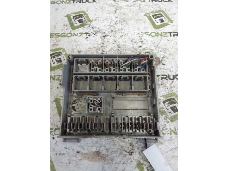 Recambio de caja reles / fusibles para scania serie 4 (p/r 144 l) 14.2 diesel referencia OEM IAM 1436458 1320850 