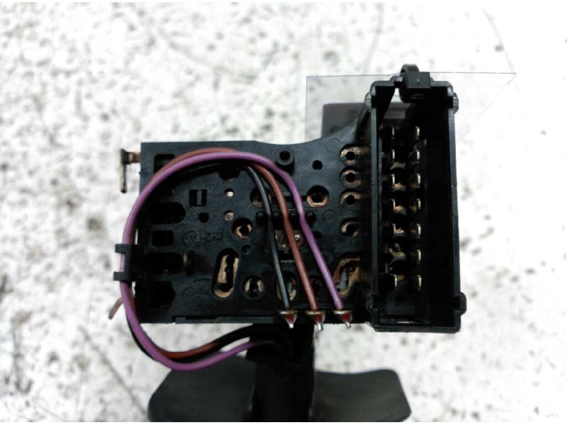 Recambio de mando intermitentes para renault megane i scenic (ja0) 1.9 d alize referencia OEM IAM   