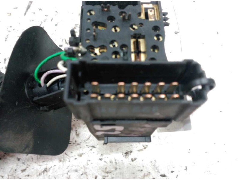 Recambio de mando intermitentes para renault clio ii fase ii (b/cb0) authentique referencia OEM IAM   