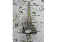 Recambio de soporte guardabarros trasero para volvo fh xxx 12.8 diesel referencia OEM IAM  IZQUIERDO 