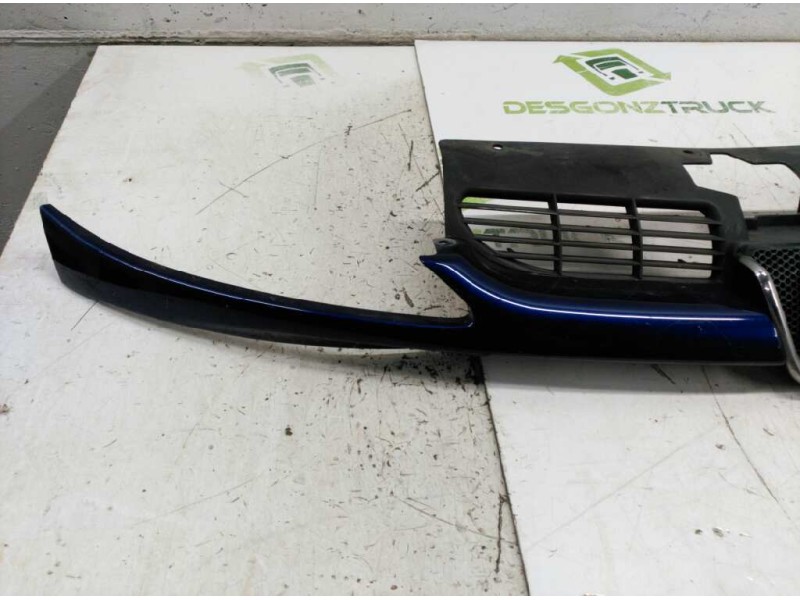 Recambio de rejilla delantera central para peugeot 206 berlina xr referencia OEM IAM 9628691277  