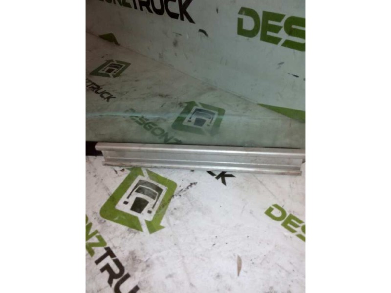 Recambio de luna delantera derecha para renault trucks magnum ae 430.18t (430cv) referencia OEM IAM   