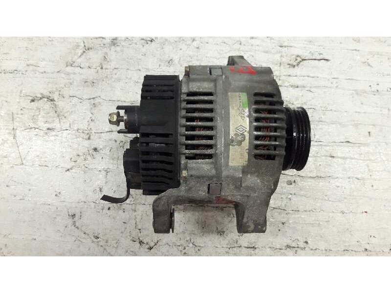 Recambio de alternador para renault megane i classic (la0) 1.4e rn referencia OEM IAM 7700871033  