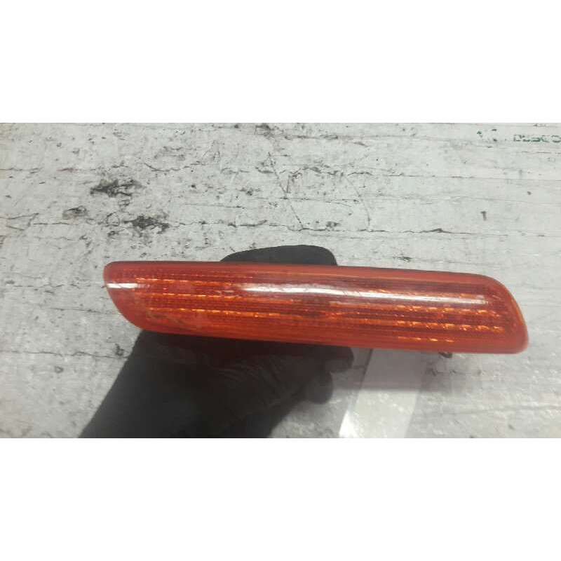 Recambio de piloto lateral derecho para volvo s40 berlina 1.9 d+ (85kw) referencia OEM IAM  EN EL PARAGOLPES 