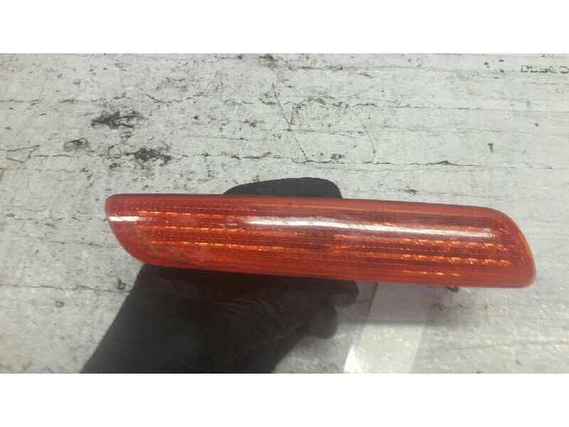 Recambio de piloto lateral derecho para volvo s40 berlina 1.9 d+ (85kw) referencia OEM IAM  EN EL PARAGOLPES 