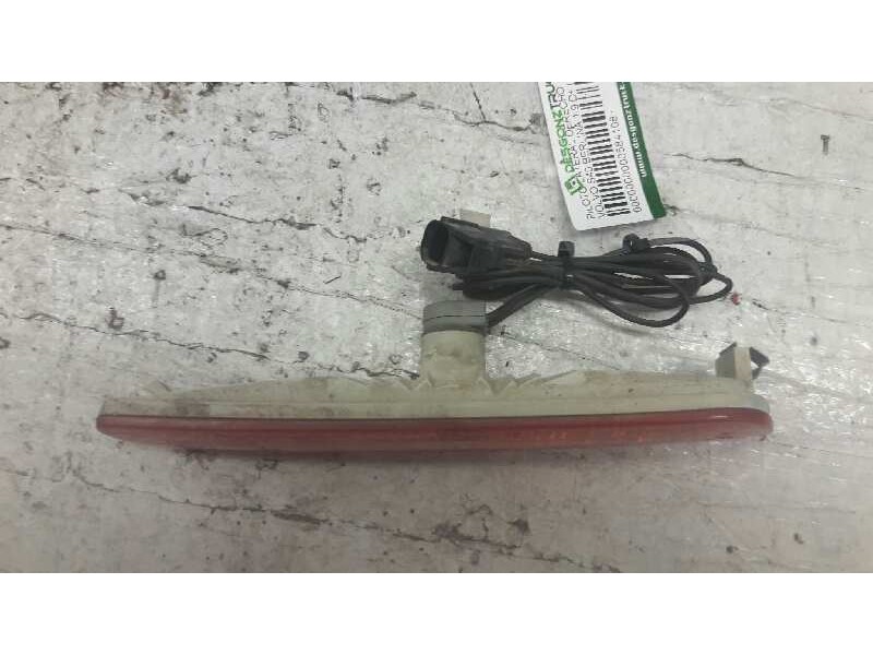 Recambio de piloto lateral derecho para volvo s40 berlina 1.9 d+ (85kw) referencia OEM IAM  EN EL PARAGOLPES 