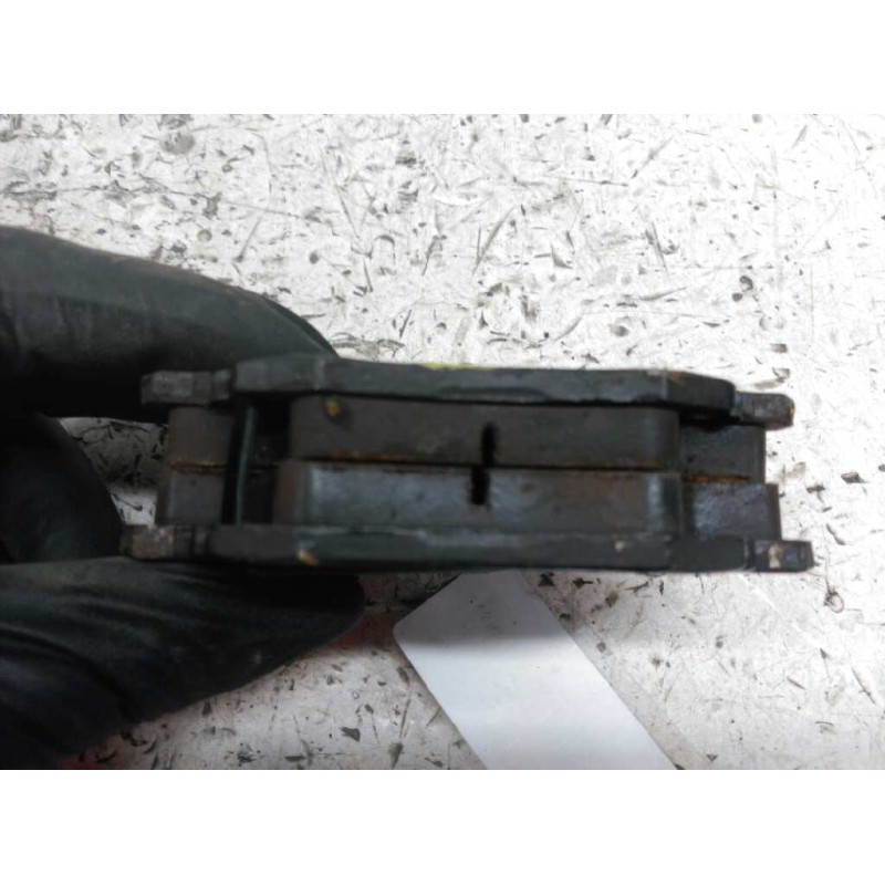 Recambio de pastillas de freno delanteras para renault clio ii fase ii (b/cb0) authentique referencia OEM IAM   