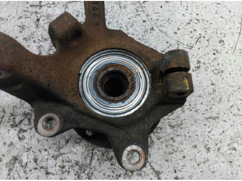 Recambio de mangueta delantera derecha para renault clio ii fase ii (b/cb0) authentique referencia OEM IAM   