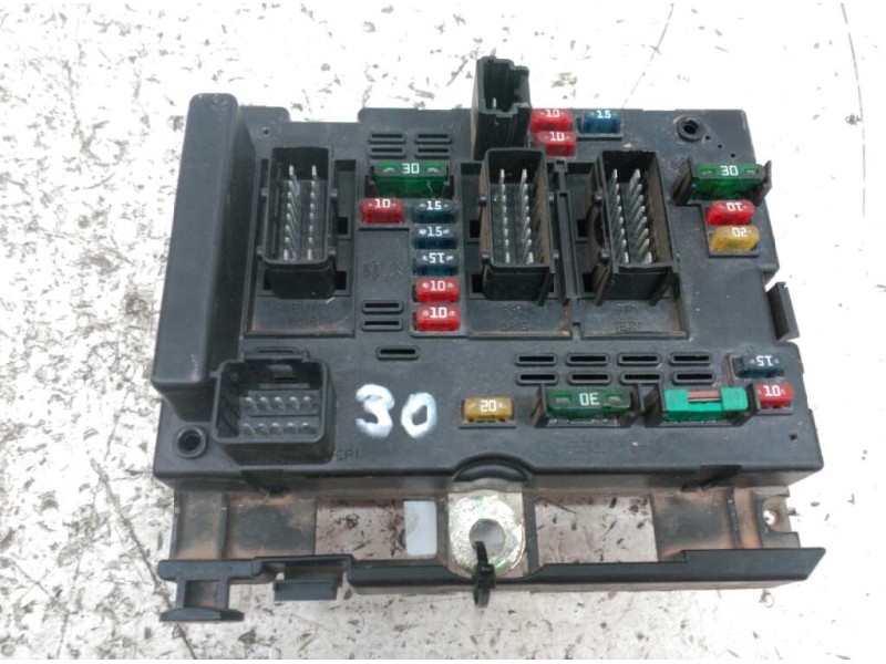 Recambio de caja reles / fusibles para peugeot 307 (s1) 2.0 hdi cat referencia OEM IAM 9643537880 BSM 