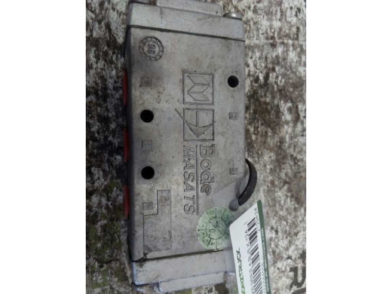 Recambio de valvula aire para scania trucks serie 4 bus k 124 referencia OEM IAM 2129A24 BODE MASATS 