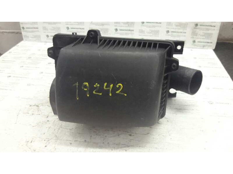 Recambio de filtro aire para kia carnival ii 2.9 cdri ex referencia OEM IAM   