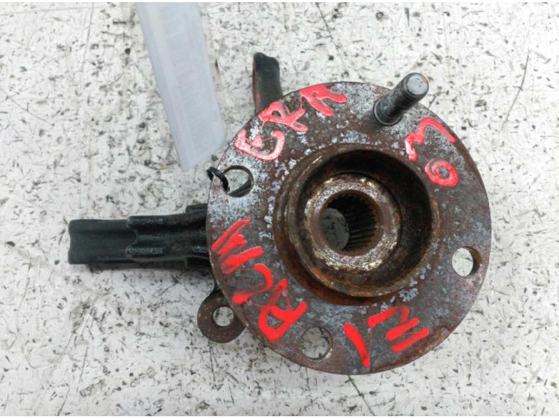 Recambio de mangueta delantera izquierda para nissan almera (n16/e) acenta referencia OEM IAM   