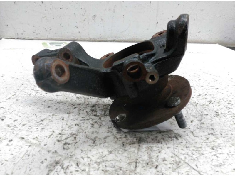 Recambio de mangueta delantera izquierda para nissan almera (n16/e) acenta referencia OEM IAM   