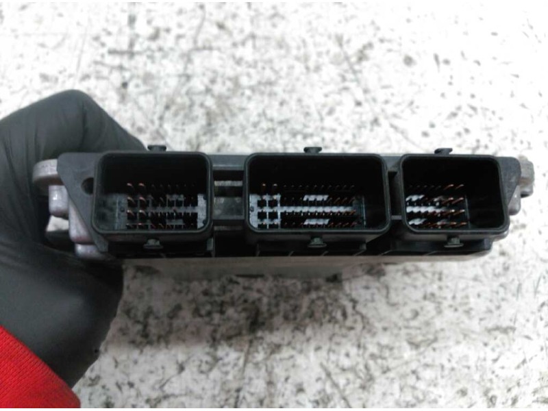 Recambio de centralita motor uce para nissan primera berlina (p12) acenta referencia OEM IAM 8200391971 0281011646 