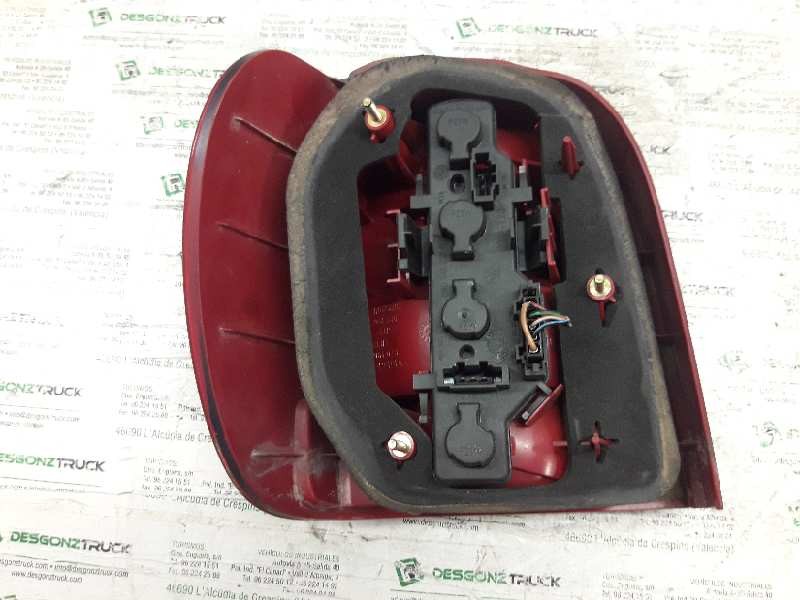 Recambio de piloto trasero derecho para volkswagen polo berlina (6n2) trendline referencia OEM IAM 6N0945096  