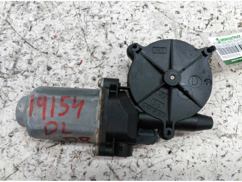 Recambio de motor elevalunas delantero derecho para nissan primera berlina (p12) acenta referencia OEM IAM   