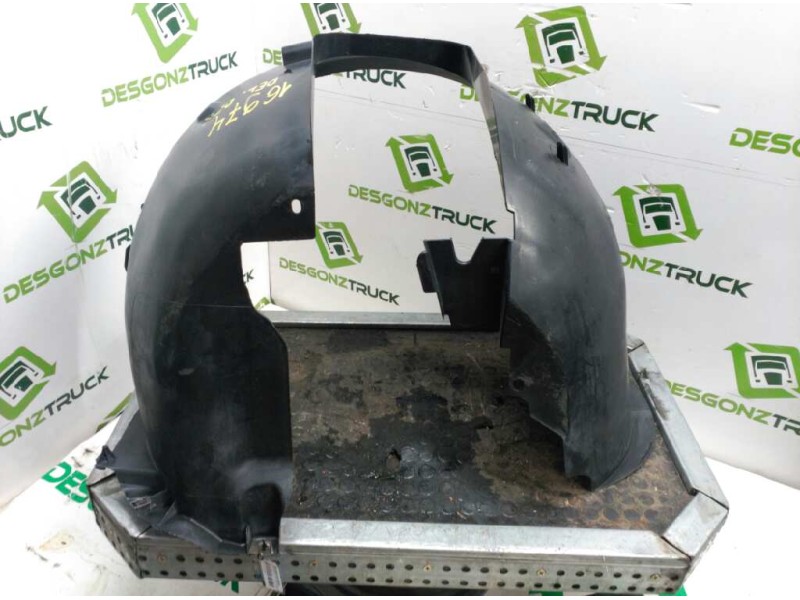 Recambio de guardabarros delantero derecho para peugeot 308 confort referencia OEM IAM   