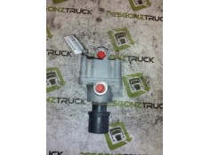 Recambio de valvula aire para renault trucks midliner m 180.10/c (175cv) referencia OEM IAM AC586AAX  VALVULA COMPENSADORA