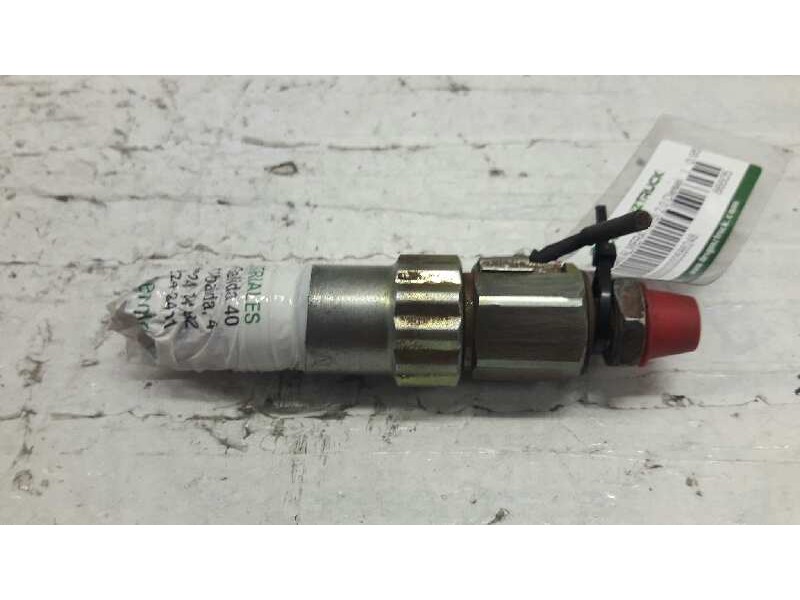 Recambio de inyector para nissan almera (n15) 2.0 diesel referencia OEM IAM 86605  