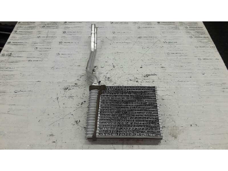 Recambio de radiador calefaccion / aire acondicionado para ford focus lim. (cb4) titanium referencia OEM IAM 3M5H18476EA  