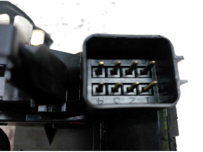 Recambio de cerradura puerta delantera derecha para ford focus berlina (cak) ambiente referencia OEM IAM   