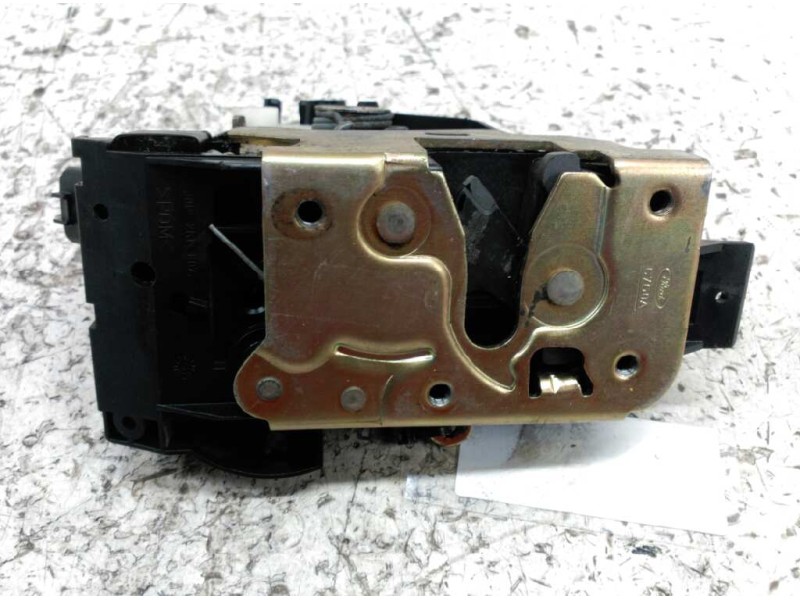 Recambio de cerradura puerta delantera derecha para ford focus berlina (cak) ambiente referencia OEM IAM   