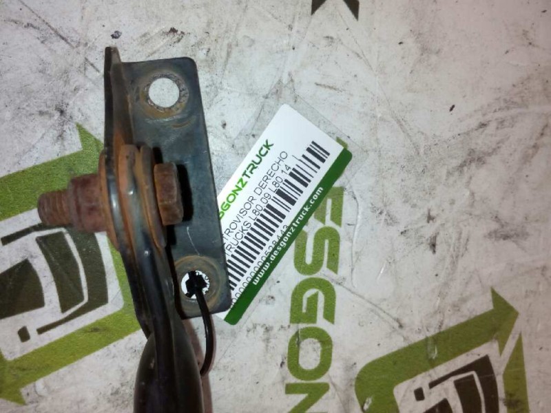 Recambio de brazo retrovisor derecho para nissan trucks l80.09 l80.14 referencia OEM IAM   