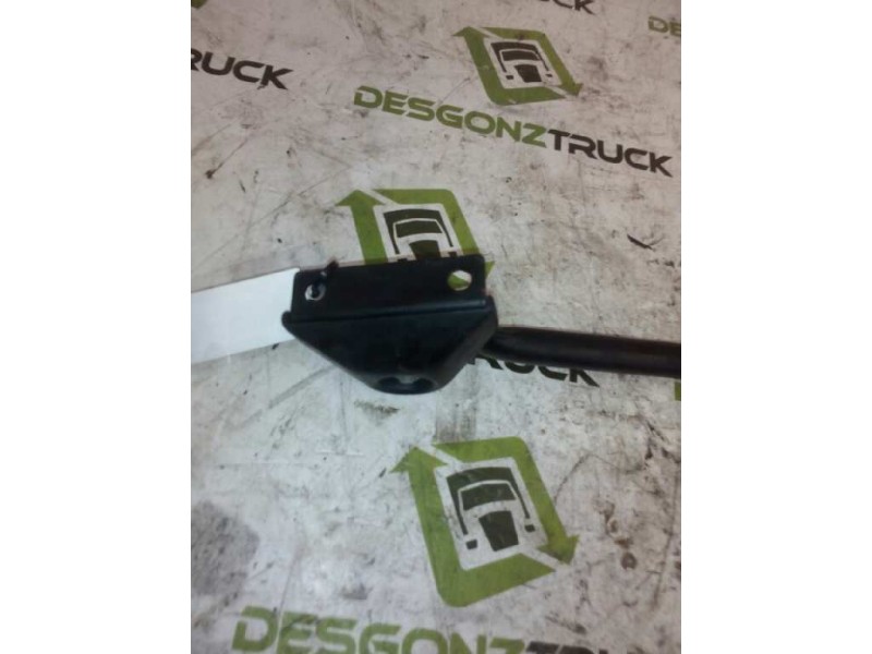 Recambio de brazo retrovisor izquierdo para nissan trucks l80.09 l80.14 referencia OEM IAM   