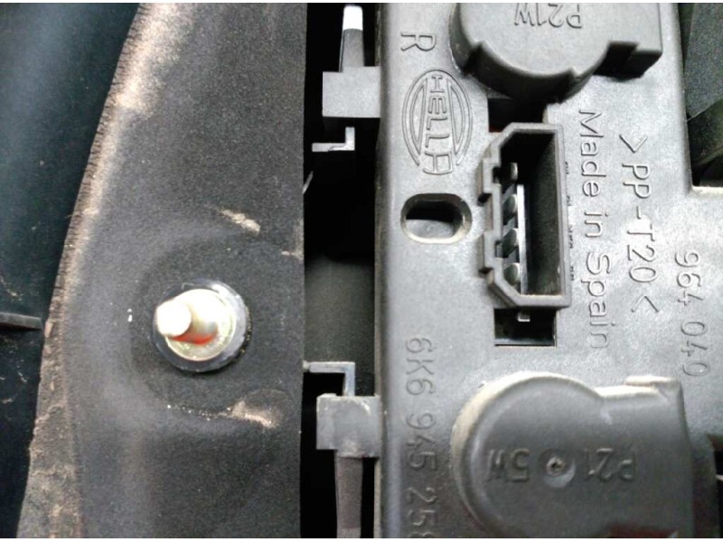 Recambio de piloto trasero derecho para seat ibiza (6k1) select referencia OEM IAM   