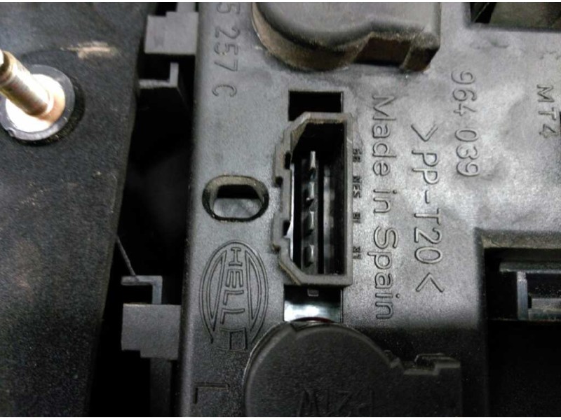 Recambio de piloto trasero izquierdo para seat ibiza (6k1) select referencia OEM IAM   