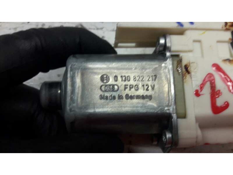 Recambio de motor elevalunas delantero izquierdo para ford focus lim. (cb4) titanium referencia OEM IAM 0130822217  