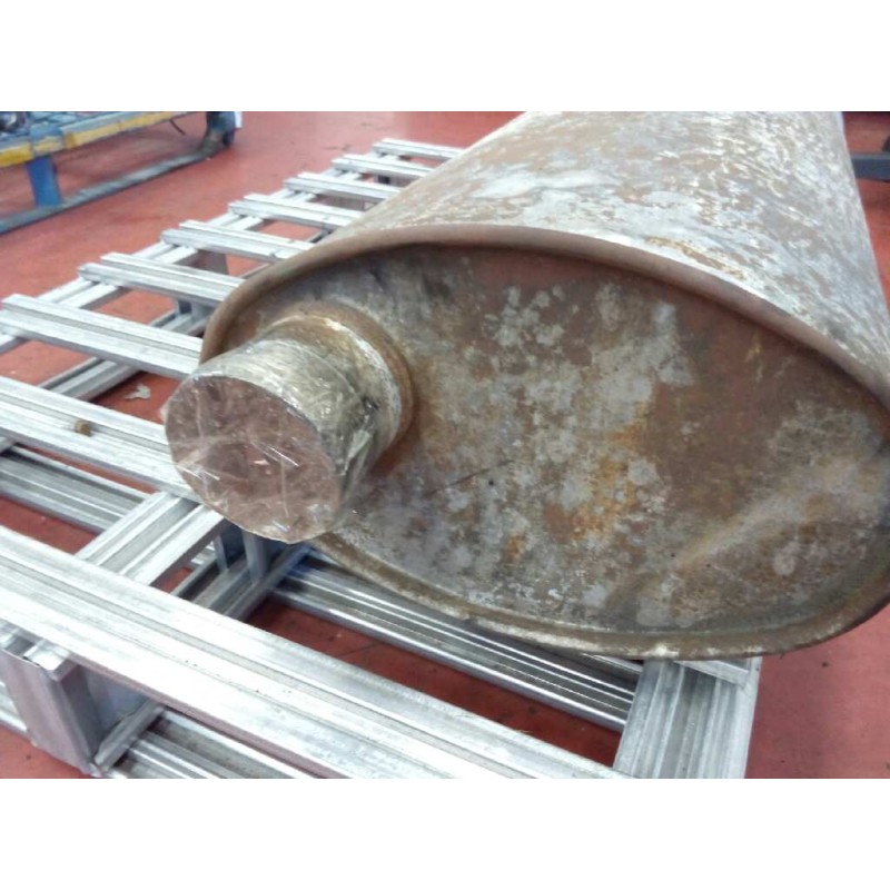 Recambio de tubo escape trasero para iveco eurocargo 05.03  fg 80 el larga distancia referencia OEM IAM 99461872  
