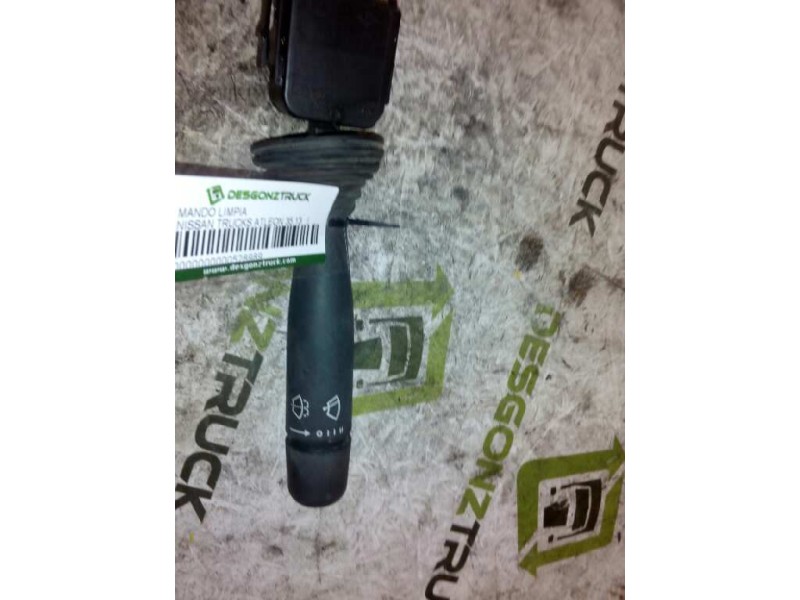 Recambio de mando limpia para nissan trucks atleon 35.13 referencia OEM IAM   