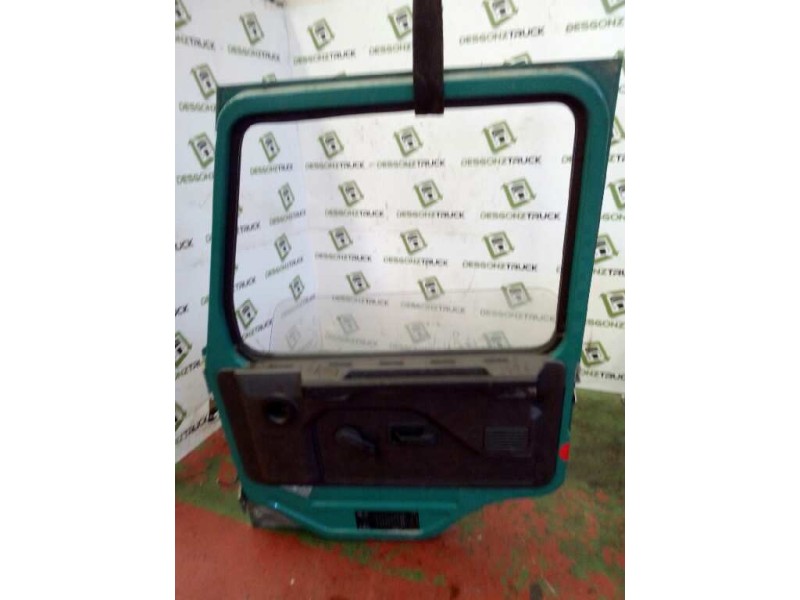 Recambio de puerta delantera derecha para scania trucks serie 3 93 m/280 (282cv) referencia OEM IAM  VERDE 
