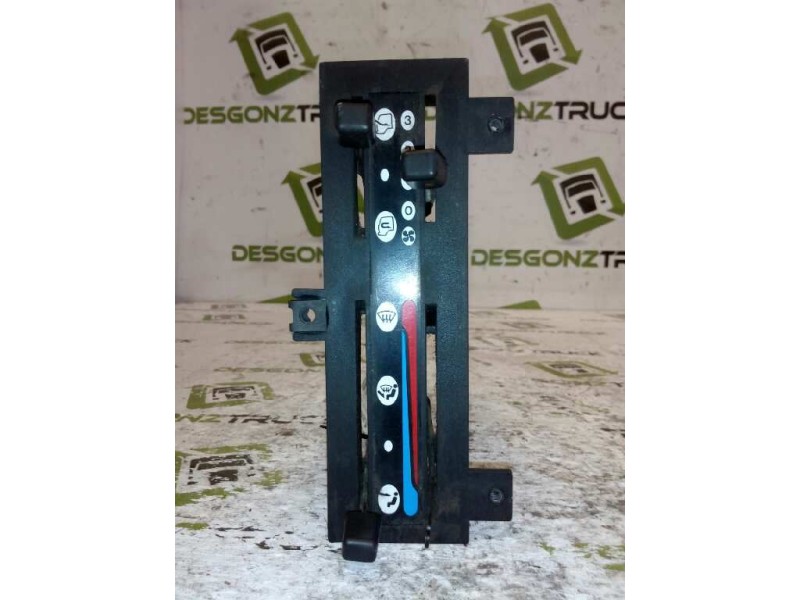 Recambio de mando calefaccion / aire acondicionado para nissan trucks atleon 35.13 referencia OEM IAM 810421263F  