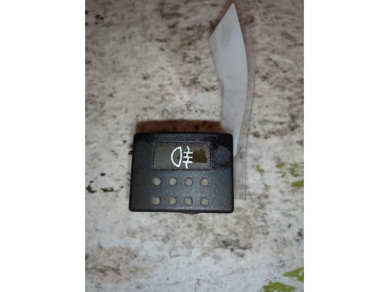 Recambio de boton antiniebla para nissan trucks atleon 35.13 referencia OEM IAM 253709X400  