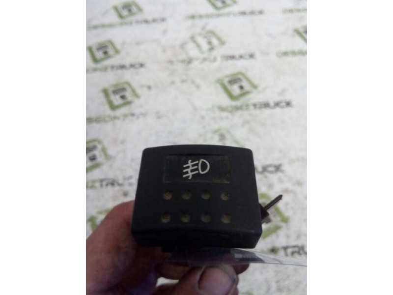 Recambio de boton antiniebla para nissan trucks atleon 35.13 referencia OEM IAM 253709X101  