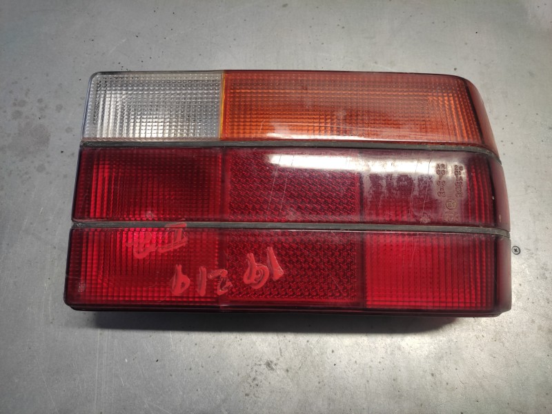 Recambio de piloto trasero derecho para seat malaga gl referencia OEM IAM   6 PINS