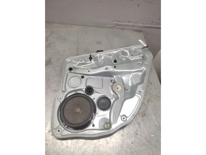 Recambio de elevalunas trasero derecho para volkswagen bora berlina (1j2) conceptline referencia OEM IAM 1J5839730G  