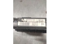 Recambio de caja reles / fusibles para peugeot 206 berlina xt referencia OEM IAM 9649637880  BSI 2