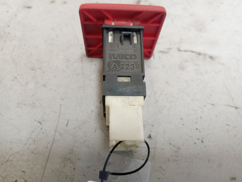 Recambio de warning para iveco eurocargo 5.9 diesel referencia OEM IAM   