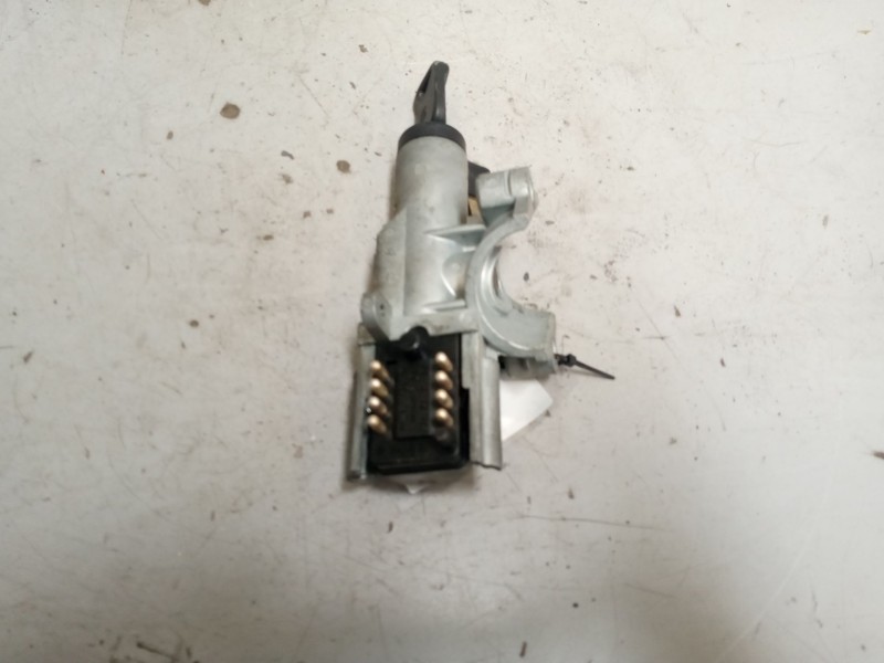 Recambio de conmutador de arranque para volvo b9r 340 touring referencia OEM IAM 106343  