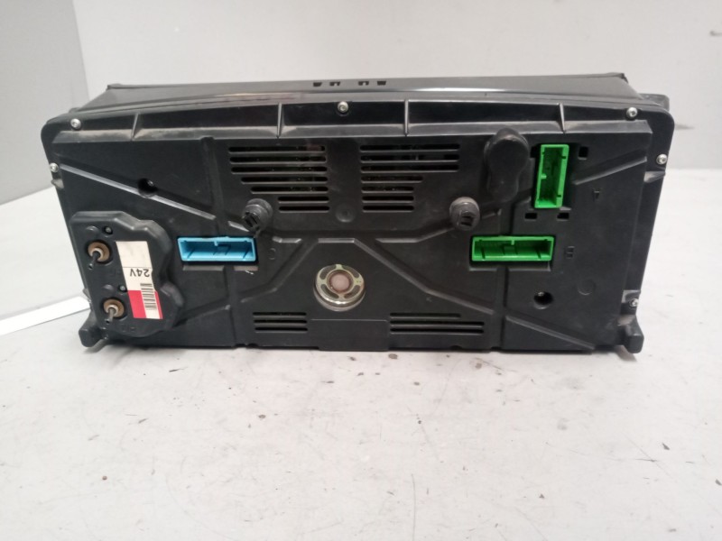 Recambio de cuadro instrumentos para volvo b9r 340 touring referencia OEM IAM 70329295  