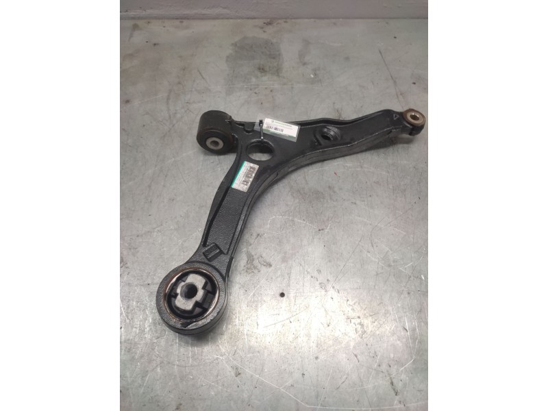 Recambio de brazo suspension inferior delantero izquierdo para elnagh t-loft 582 referencia OEM IAM 01394319080  