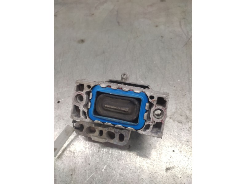 Recambio de soporte motor derecho para seat toledo (5p2) magnus referencia OEM IAM 1K0199262BB  