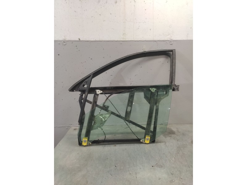 Recambio de elevalunas delantero izquierdo para audi a6 c5 (4b2) 2.0 referencia OEM IAM 4B0837753D  