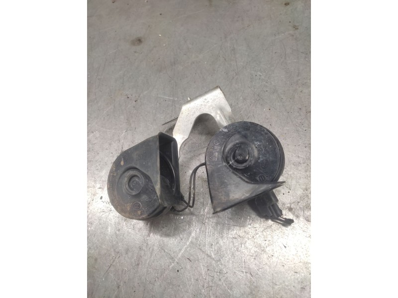 Recambio de claxon para opel insignia berlina expression referencia OEM IAM   