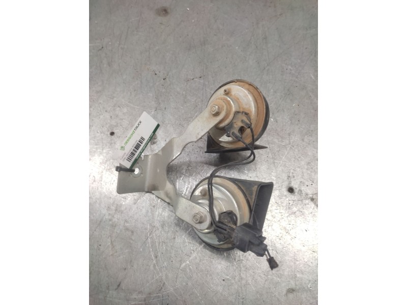 Recambio de claxon para opel insignia berlina expression referencia OEM IAM   