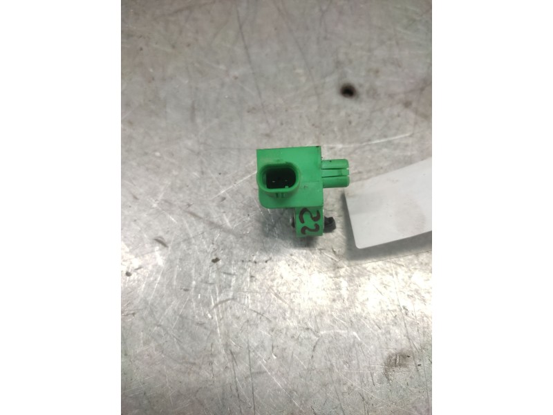 Recambio de sensor airbag para volkswagen golf vi (5k1) rabbit referencia OEM IAM 5K0959351  2 PINS